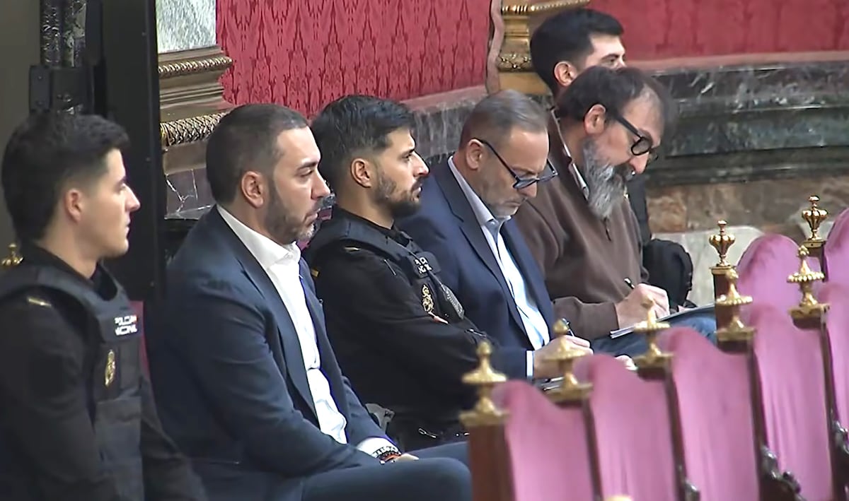 Primer juicio contra Ábalos, Koldo y Aldama por la trama de las mascarillas, en directo | El fiscal: “Ciertamente, el presidente del Gobierno no era el número uno”