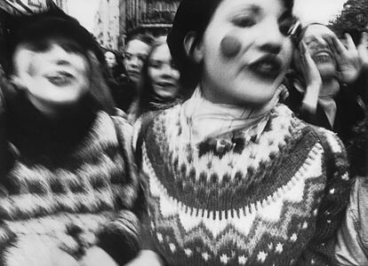 'Highschool demonstration', fotografía tomada en París en 1995.