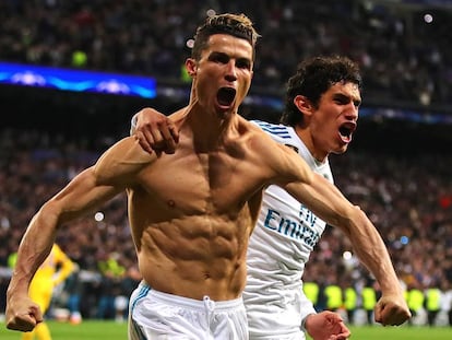 Cristiano Ronaldo celebra el gol de penalti.