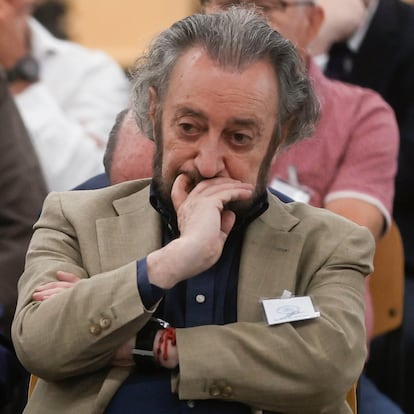 MADRID, 07/07/2025.- Fotografía de archivo del 4/06/2024 del asesor fiscal y propietario del despacho Nummaria, Fernando Peña, a quien la Audiencia Nacional ha condenado a  80 años de cárcel en el llamado caso Nummaria. Peña creó un entramado societario dentro y fuera de España que facilitaba la opacidad de las operaciones del despacho y de sus clientes, "bien frente a la Hacienda Pública, bien frente a otras terceras personas físicas y jurídicas que ostentan algún derecho de crédito contra aquellos". La setencia de la Audiencia del caso Nummaria, condena a dos años y dos meses de cárcel al actor Imanol Arias tras haber alcanzado un pacto con la Fiscalía Anticorrupción por el que reconoció cinco delitos fiscales, mientras que su compañera de reparto en 'Cuéntame', Ana Duato, ha sido absuelta. EFE/ ARCHIVO/Fernando Alvarado
