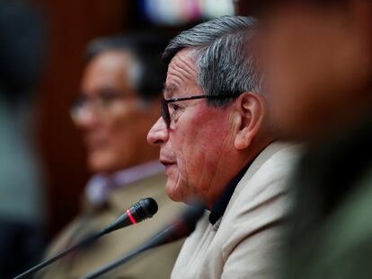 Pablo Beltrán, representante del ELN, habla en la mesa de diálogo en Ciudad de México el 17 de diciembre.