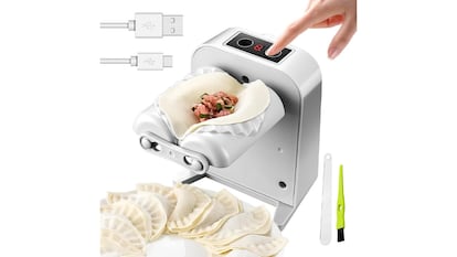 Gracias a su versatilidad, esta máquina es apta para elaborar raviolis, dumplings o empanadillas. Tiene además un modo manual y otro automático.