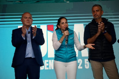 La candidata presidencial del correísmo, Luisa González, tras conocer los resultados de la primera vuelta el domingo en Quito.