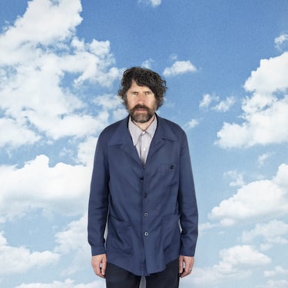 Gruff Rhys acaba de publicar ‘Seeking for New Gods’, su séptimo álbum en solitario.