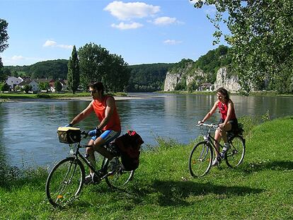 A unos 50 kilómetros al este de la ciudad fortificada de Ingolstadt, en Baviera, empieza uno de los tramos más hermosos del recorrido por el Danubio en Alemania.