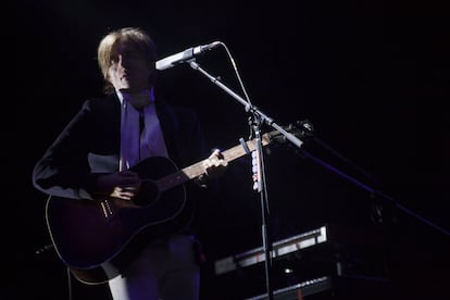 Nicolas Godin integrante del grupo francés Air durante el festival Corona Capital en el Autódromo Hermanos Rodríguez en Ciudad de México