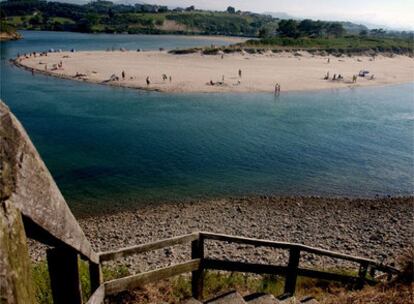 Playa del Parque Natural de Oyambre, en Cantabria