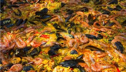 Una paella de marisc.