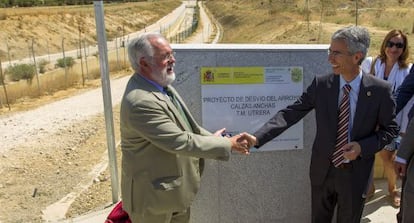 El ministro de Agricultura, Miguel Arias Cañete, el sábado en Utrera.