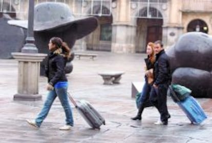 Turistas en la Plaza Mayor de Salamanca