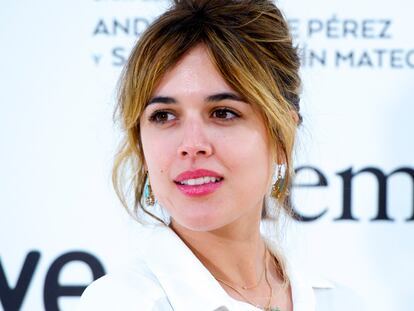 Adriana Ugarte: «No uso ‘emojis’. Solo dos puntos y paréntesis a modo de sonrisa»