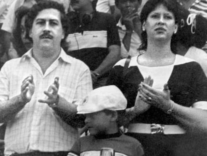 Escobar, sua mulher e o filho, em 1991.