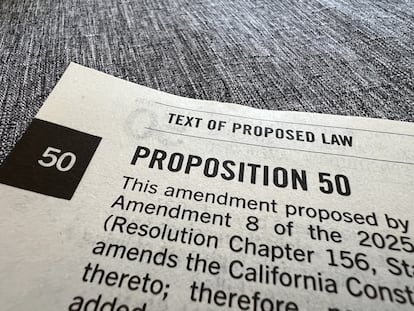 Guía para votante que muestra la Proposición 50, una ley que podría aprobarse en California.