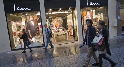 Área comercial en el centro histórico de Sevilla.