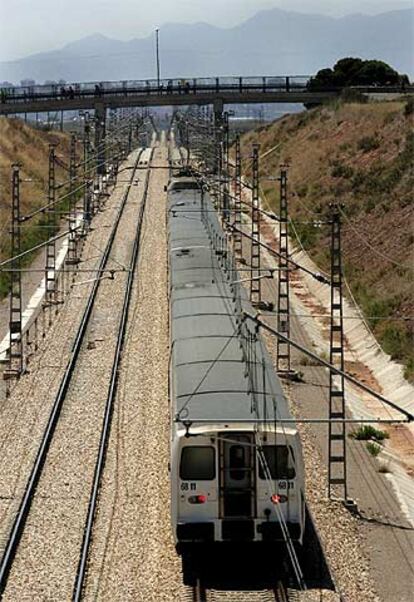 El corredor ferroviario mediterráneo a su paso por Benicàssim.