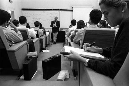 Alumnos en una clase del Instituto de Empresa.