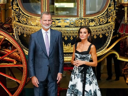 Los reyes Felipe VI y Letizia, inauguran la Galería de las Colecciones Reales, este martes en el Palacio Real de Madrid.