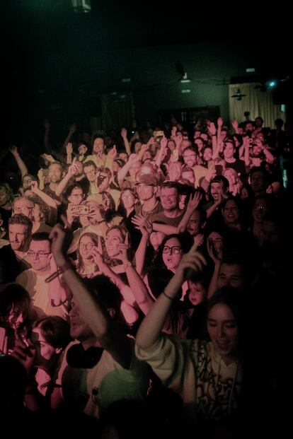 El público de la sala Villanos durante el concierto de anoche. 