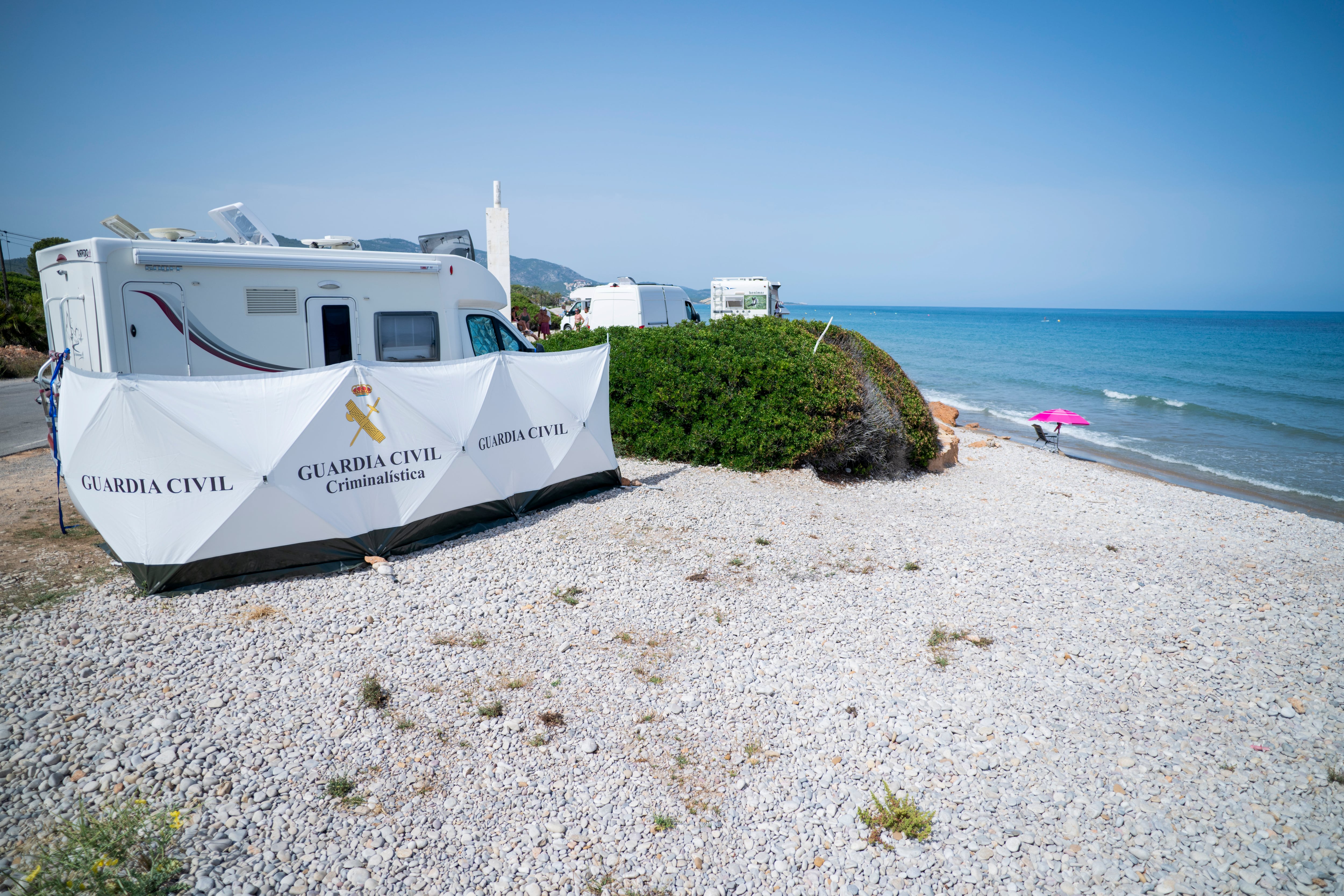 La Guardia Civil analiza el robo como móvil de la muerte de una mujer en el interior de una autocaravana en Alcossebre (Castellón)