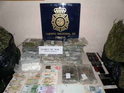 La policia incauta 25 kilos de cocaína a uno de los principales distribuidores de la Costa Brava, que ha sido detenido.