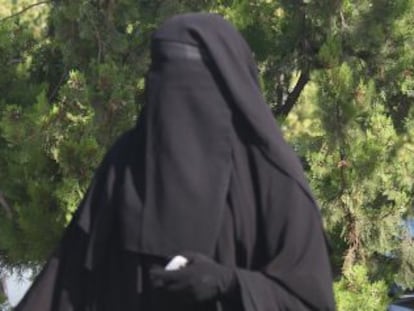 Una mujer con &#039;burka&#039;, en Lleida.