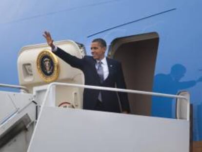 El presidente de EEUU, Barack Obama, se dispone a emprender un viaje. EFE/Archivo