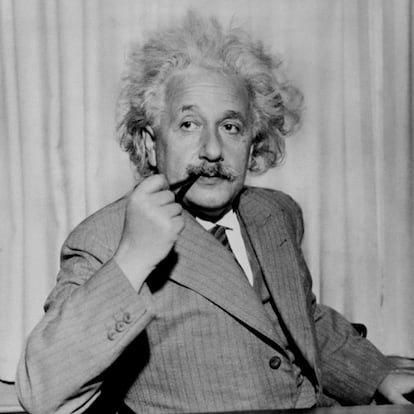 UNITED STATES - OCTOBER 19:  Professor Albert Einstein at his desk on his first day in his new office at Princeton University.  (Photo by Ed Jackson/NY Daily News Archive via Getty Images)