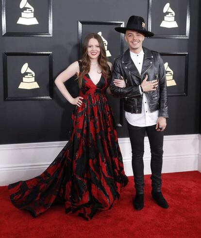 Exitazo para Jesse & Joy, se llevan el grammy al mejor disco de pop latino por Un besito más.