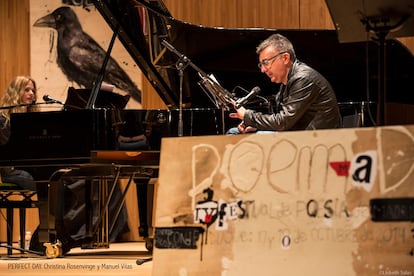 Christina Rosenvinge y Manuel Vilas en una edición pasada de Poemad.