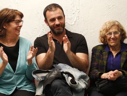 Inés Sabanés, Nacho Murgui y Manuela Carmena al conocerse el resultado