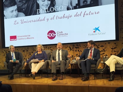 Rafael Albarrán (EY), Esther Esteban (Club Conecta), Julián Garde (UCLM), Juan Carlos Tejeda (CEOE) y  Rosario Sierra (Linkedin).