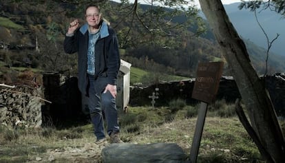 Margo Pool, pictured next to her husband’s grave site.