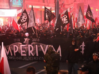 Grupos de extrema derecha se manifiestan en Varsovia el pasado domingo.