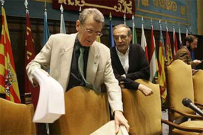 Miembros del  Consejo Escolar del Estado, durante una reunin del pleno.