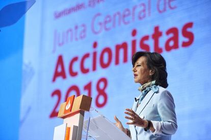 Ana Botín, presidenta del Banco Santander, en la junta de accionistas
