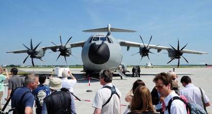 Una imagen de 2010 de un Airbus A400M en el aeropuerto de Schoenefeld, en Berlín.