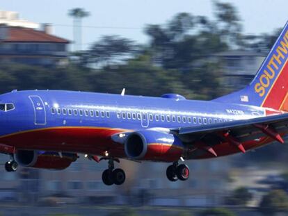 Un avi&oacute;n de Southwest Airlines en San Diego (California, EE UU).