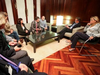 La plataforma del 12-0 se reúne con Artur Mas y Joana Ortega en el Parlament.