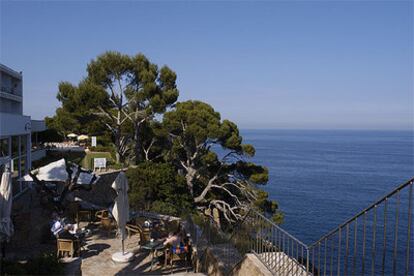 Terraza del parador de Aiguablava, en Begur.