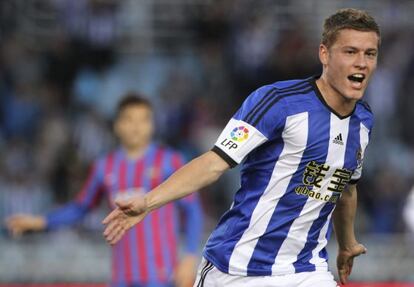 Finnbogason celebra el primer gol.