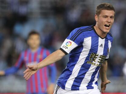 Finnbogason celebra el primer gol.