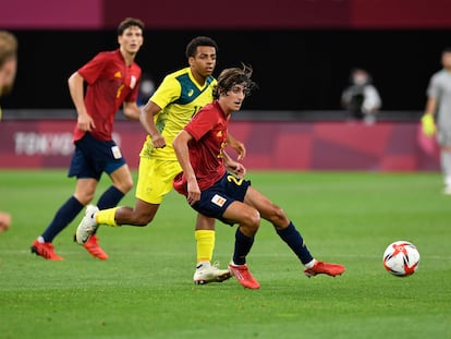Bryan Gil, en una acción del partido entre España y Australia del grupo C de los Juegos Olímpicos de Tokio, que acabó con victoria de los españoles por 0-1.