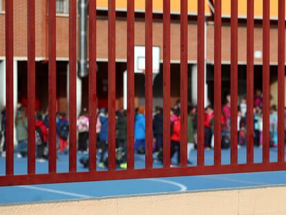 Un colegio en Madrid. Los centros escolares cerrarán durante dos semanas a partir del miércoles 11 de marzo.