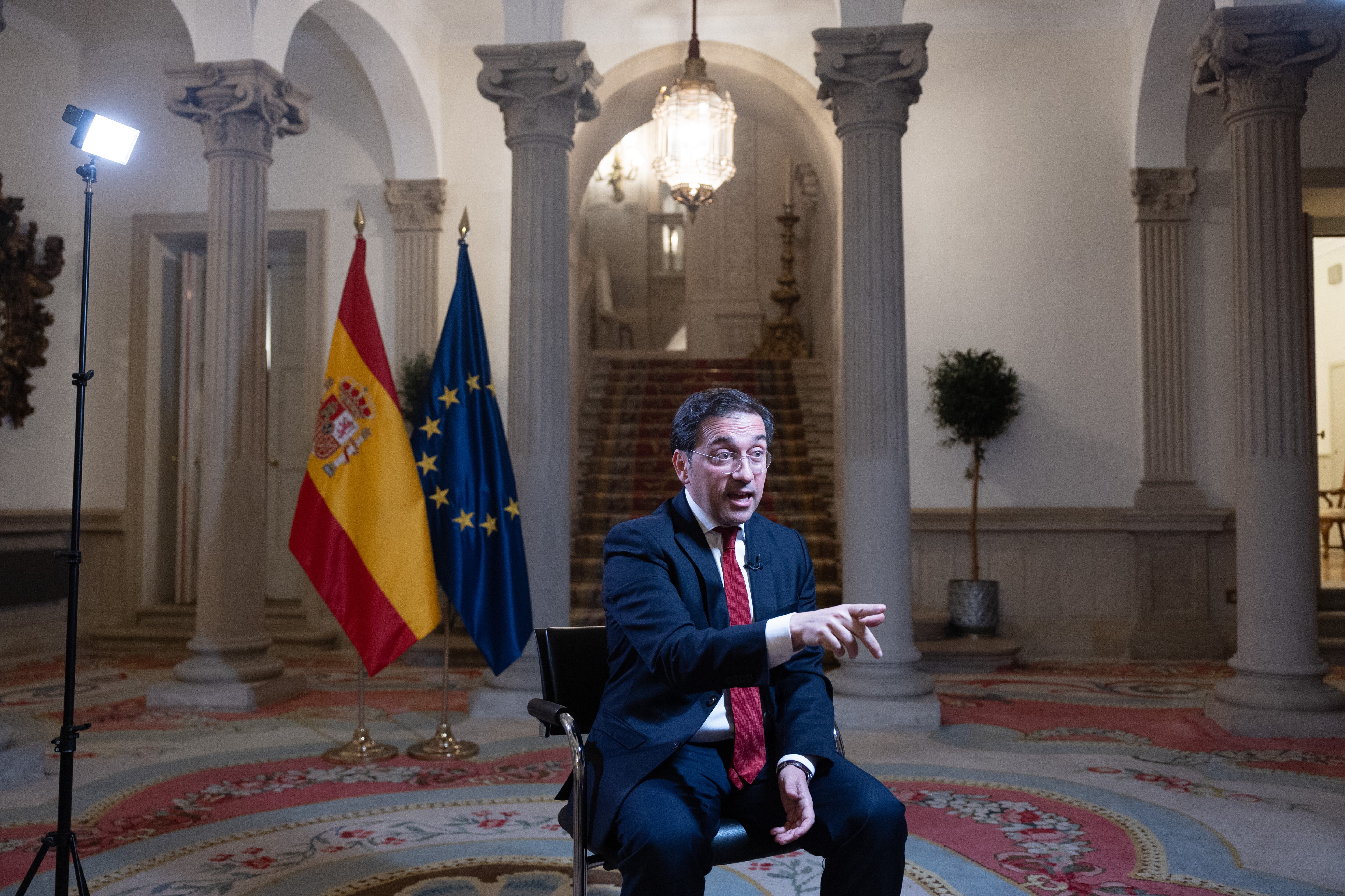 Albares, en un momento de la entrevista con EL PAÍS.