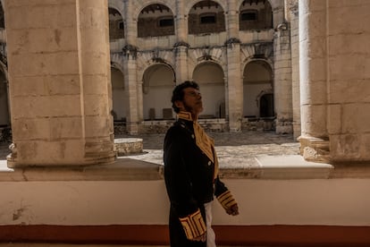 Un actor caracterizado como Vicente Guerrero durante un evento por el 190 aniversario luctuoso del insurgente, el 14 de febrero de este año.