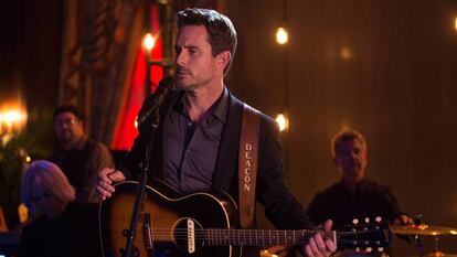 Charles Esten, en un capítulo de 'Nashville'.