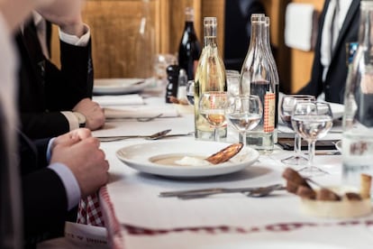 Mesa del restaurante Daniel et Denise, en Lyon. 