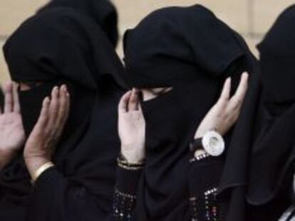 La legislación saudí considera a la mujer menor de edad.