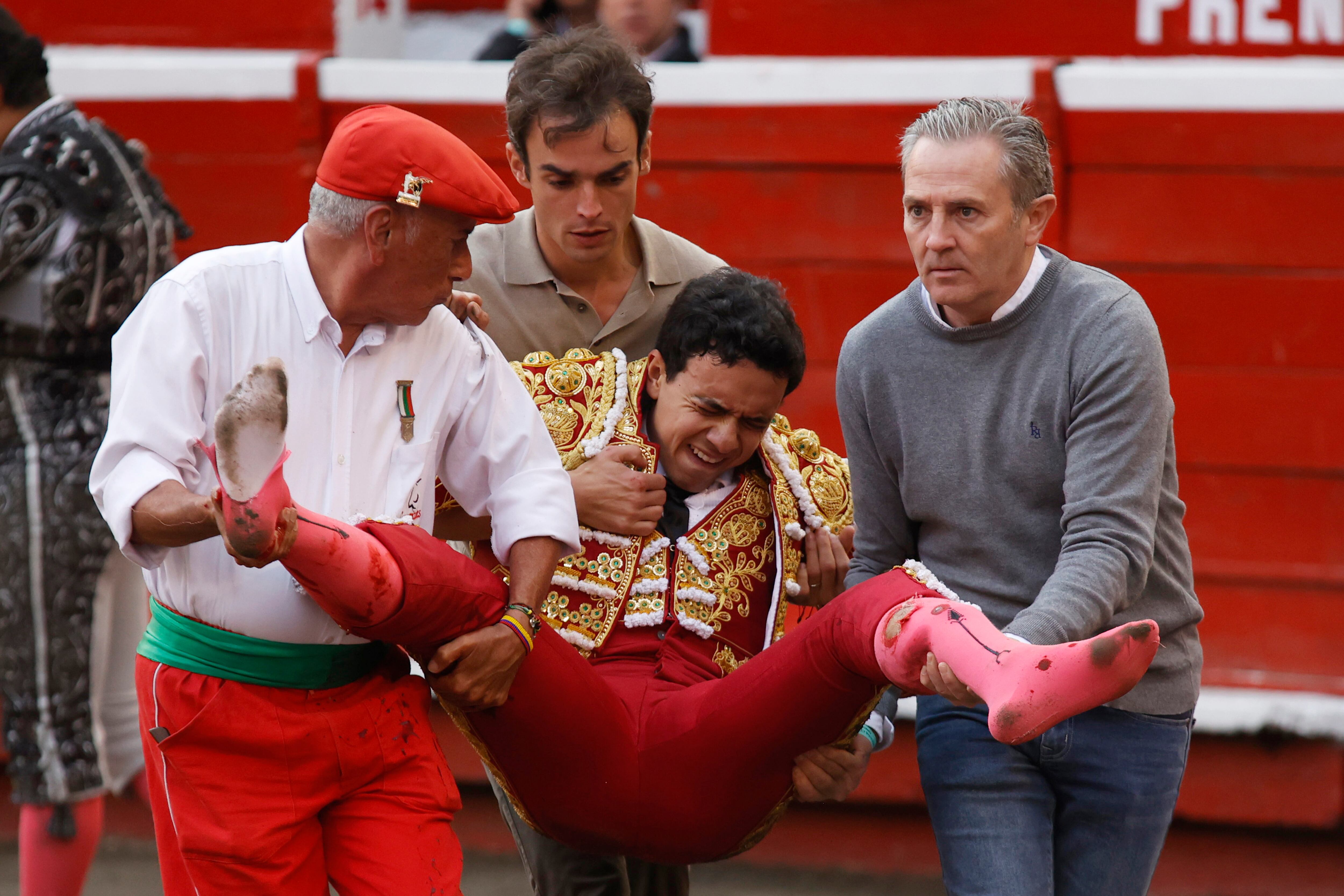 Juan de Castilla, instantes después de la cogida sufrida el pasado martes.