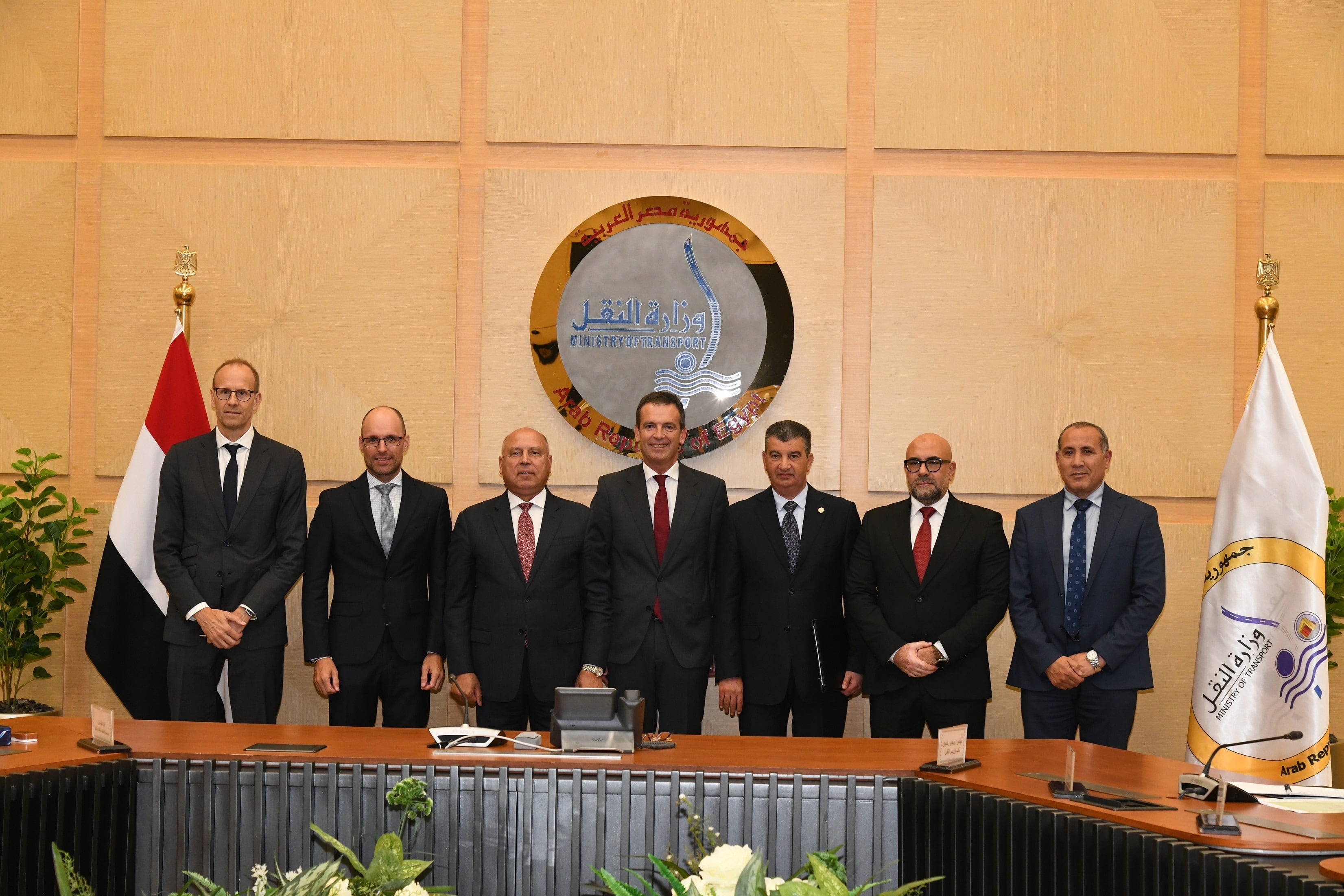 Acto de la firma del contrato en Egipto.